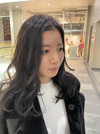 ミディアム 栄　mighty by H所属・不破一輝/栄/矢場町 ボブ/レイヤー/艶髪のヘアスタイル