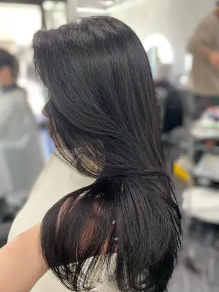 ロング カラー ヘアアレンジ LOHAS 優来（ユラ）のヘアスタイル