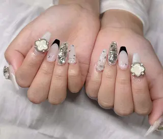 ネイル Lee Nailsのネイルデザイン