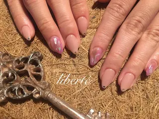 ネイル liberté (リベルテ)のネイルデザイン