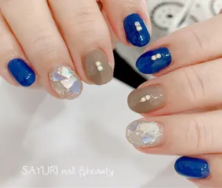 ネイル さゆりネイル&ビューティーサロン所属・古屋 早友里のネイルデザイン