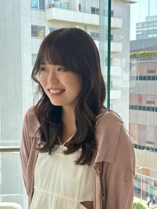 セミロング カラー ナチュラル大人っぽい スタイル　MAORIのヘアスタイル