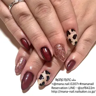 ネイル 廣瀬 真奈美のネイルデザイン