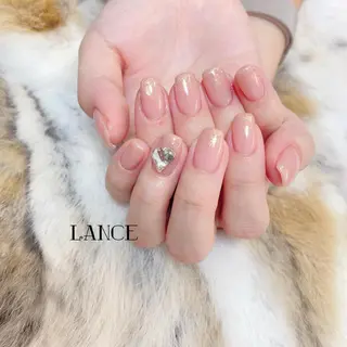 ミディアム ネイル Lance nailのネイルデザイン