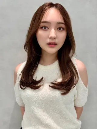 セミロング カラー レイヤー×韓国 🇰🇷鈴木啓太のヘアスタイル