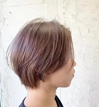 ショート カラー 髪質改善ストレート/ ブリーチ／渋谷　福田のヘアスタイル