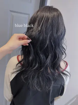 セミロング 緒方 つばさのヘアスタイル