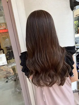 ロング カラー パーマ 若泉 瀬菜のヘアスタイル