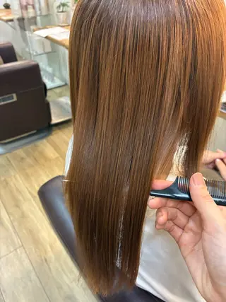 ロング fumies.所属・勝又 胡真千のヘアスタイル