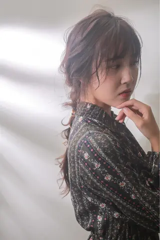 ロング ヘアアレンジ 伊藤 裕貴のヘアスタイル