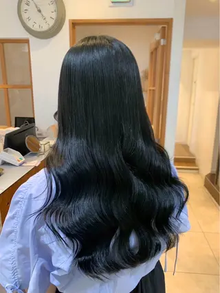 ロング カラー 田島 美咲のヘアスタイル