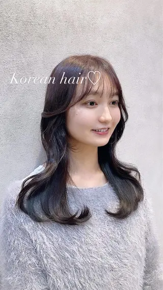 ミディアム カラー ヘアアレンジ ネイル 🩷韓国ヘア/ヨシン モリ🩷Maikaのヘアスタイル