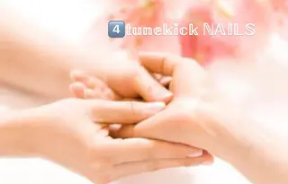 4tunekick NAILS(フォーチュンキックネイルズ)所属・光森 淳子のネイルデザイン