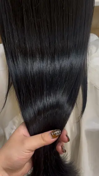 ロング カラー 澤田 萌生のヘアスタイル