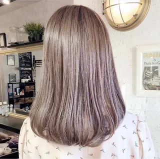 セミロング カラー lond rouge所属・🍂透明感カラー 美髪矯正　YUTOのヘアスタイル
