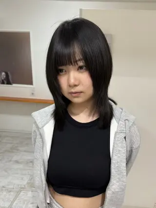 ミディアム piLLon 心斎橋のヘアスタイル