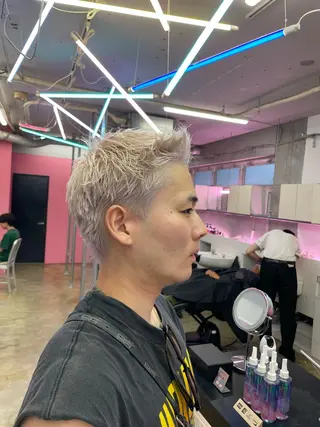 ショート メンズ ザクザクレイヤー 🍀/ブリーチ/小田のヘアスタイル