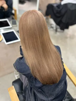 ロング カラー noa  🦋 ブリーチ/暖色のヘアスタイル