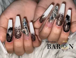 ネイル ♛︎BARON♛︎ SUMIREのネイルデザイン