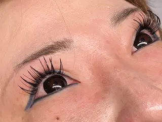 マツエク・マツパ MAKOTO🌹 Amaranth金山のマツエク・マツパデザイン