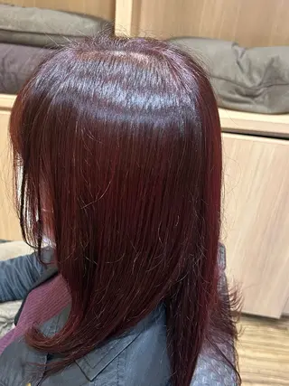 カラー 前田 亜由美のヘアスタイル