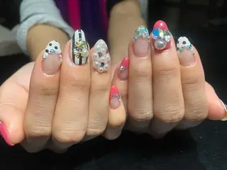 ネイル Lefreak (レフリーク).のネイルデザイン