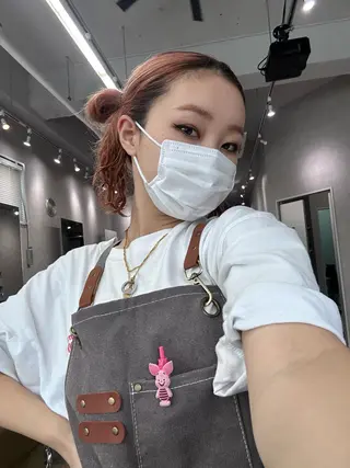 ミディアム 艶カラー/レイヤー /メンズ/マツエクのヘアスタイル