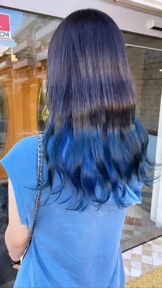 ロング カラー カラースペシャリスト ・齊藤 羽瑠輝のヘアスタイル
