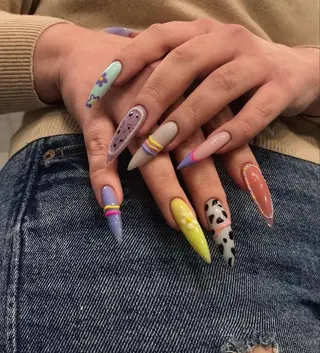 ネイル 鈴木 叶のネイルデザイン