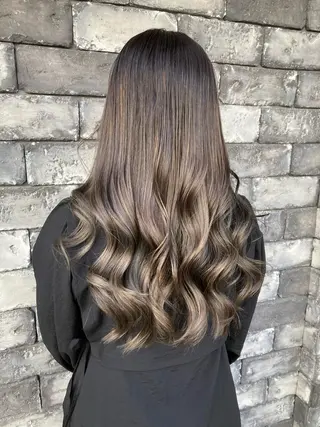 ロング カラー ✂️似合わせの魔術師 石田一樹✂️のヘアスタイル