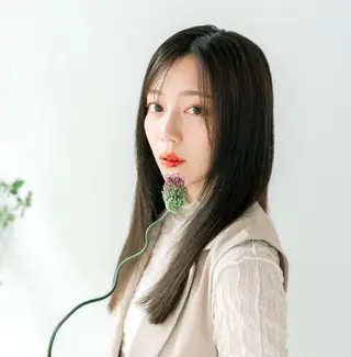 ロング 特化✨透明感カラー 白髪染め✨住田緋菜のヘアスタイル