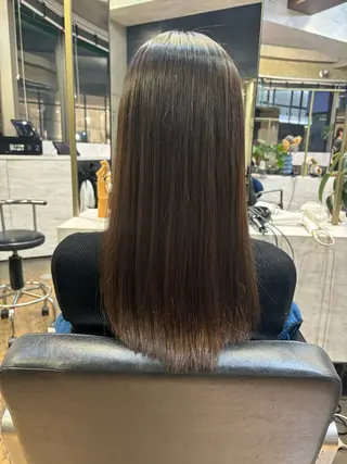 ロング パーマ うるつやストレート パーマ🫧ちひろ🫧のヘアスタイル