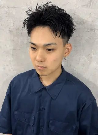 ショート カラー パーマ メンズ 森下 佑大のヘアスタイル