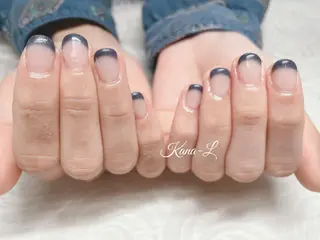 カラー ネイル 芦辺 香奈のネイルデザイン