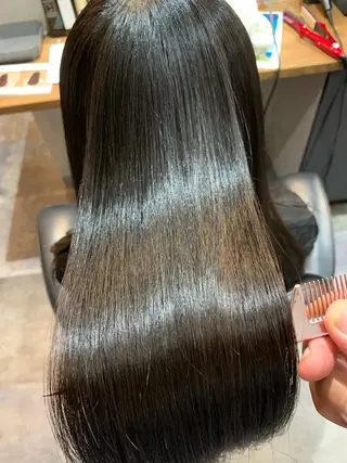 セミロング Welila by haku所属・Yuuki ウェリラバイハクのヘアスタイル