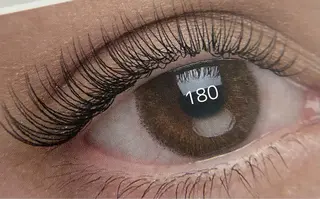 マツエク・マツパ Legami 熊本（レガーミ）所属・【まつ毛パーマ特化】 上通りMISAKIのマツエク・マツパデザイン