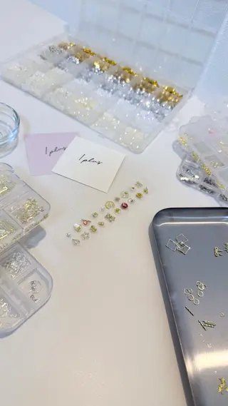 iplus まつげ、眉毛、耳つぼのマツエク・マツパデザイン