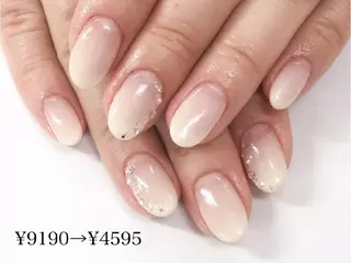 ネイル ネイルR新百合ヶ丘店所属・ネイルR 新百合ヶ丘のネイルデザイン