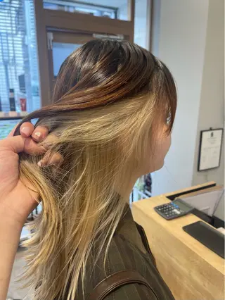 カラー envogue ゆりのヘアスタイル