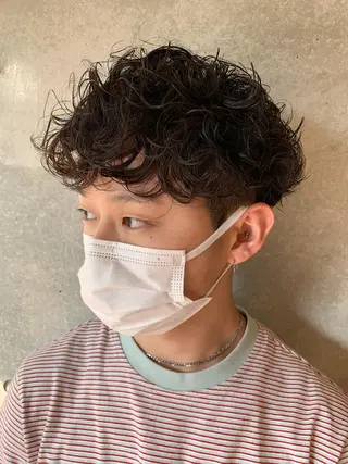 パーマ メンズ Produce with SALON VILLAGE所属・メッシュパーマ職人/ 窪田 優也/ツイスパのヘアスタイル