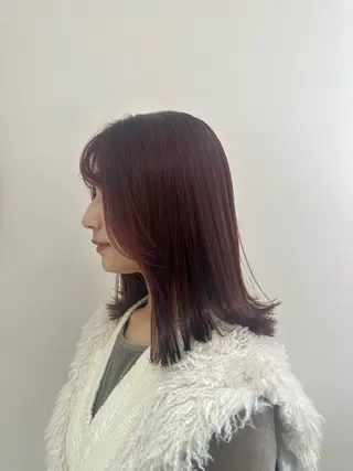 セミロング カラー タイトボブ個性派カラ ーAKANEのヘアスタイル