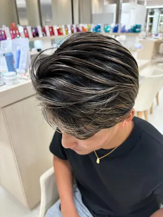 カラー メンズ 湘南/メンズパーマ/ ハイライト/ユチカのヘアスタイル