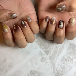 ネイル repos~ルポ~所属・里見 麗のネイルデザイン