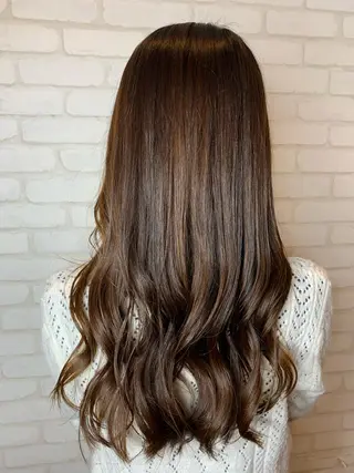 ロング oasis川越店所属・秋葉 万柚子のヘアスタイル