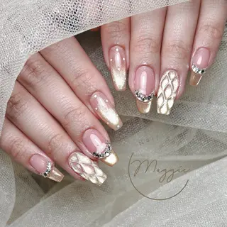 ネイル Maggie Nail🦩のネイルデザイン