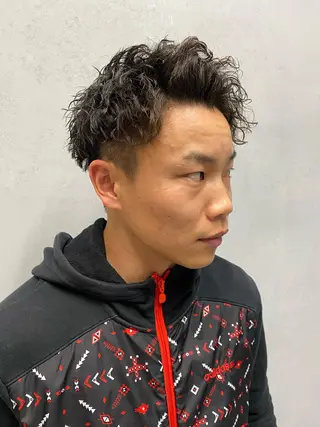 ショート メンズ ✨デザインカラー✨ ✂️kouki✂️のヘアスタイル