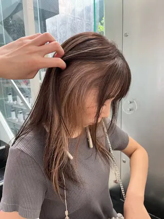 セミロング オノ テンタのヘアスタイル