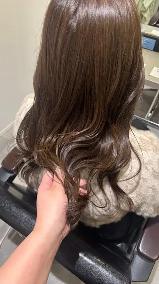 ロング 長尾ゆりの/ボブ/ ベージュ/ハイトーンのヘアスタイル