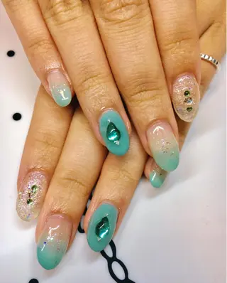 ネイル nailsalon sugarr所属・nailist cocoのネイルデザイン