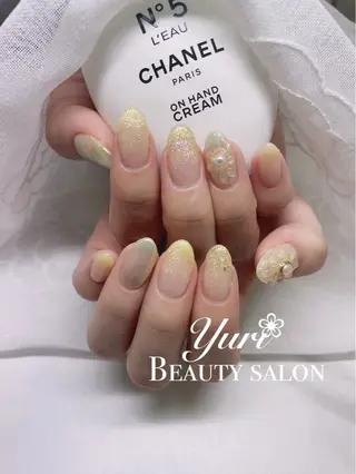 ネイル yuni所属・Nail salon yuriのネイルデザイン